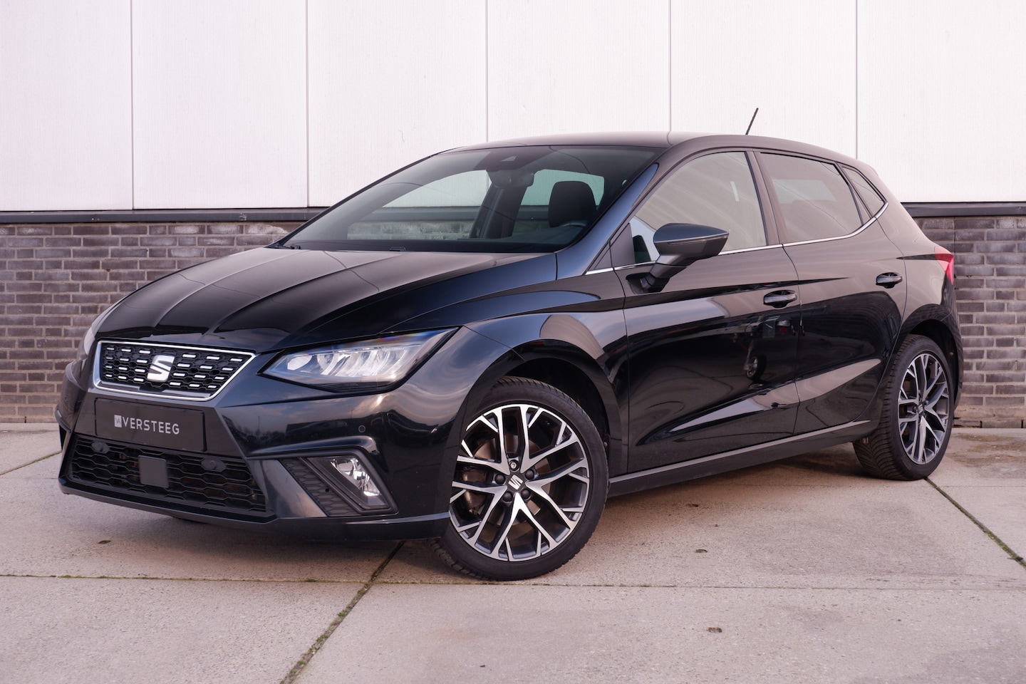 SEAT Ibiza - 1.0 EcoTSI Xcellence | LED | Trekhaak | Carplay | Camera | Virtual Cockpit | PDC | ACC  Cl - AutoWereld.nl