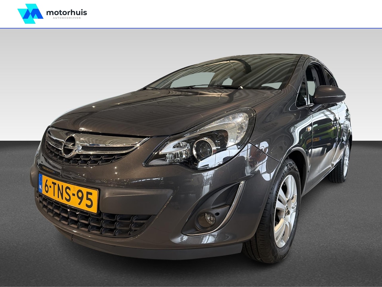 Opel Corsa - 1.2-16V 5deurs Cosmo / PDC / Navi / Lage KM stand! - AutoWereld.nl