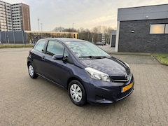 Toyota Yaris - 1.0 VVT-i Aspiration