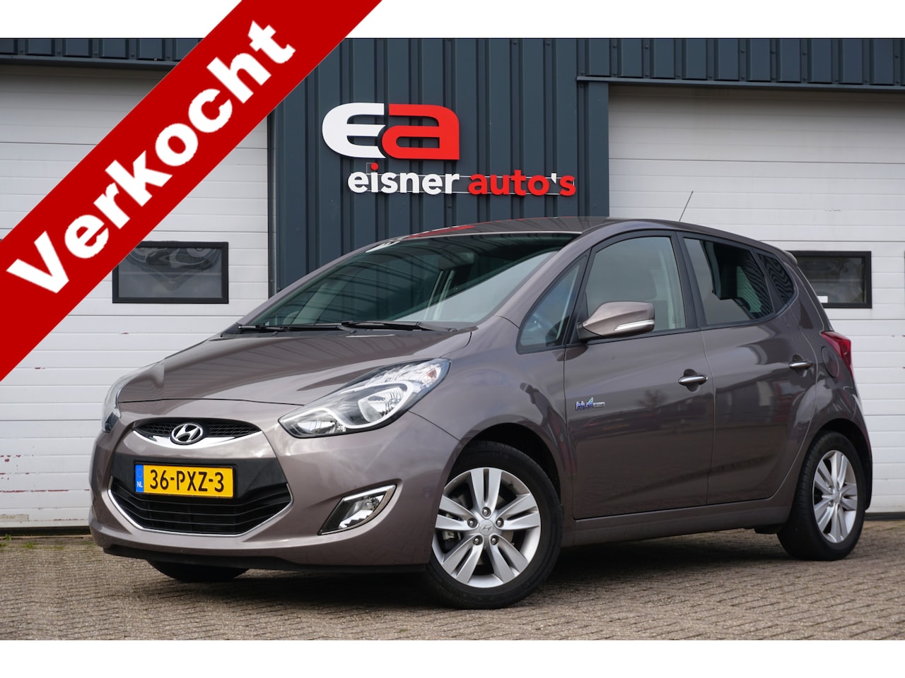 Hyundai ix20 - 1.6i i-Vision | 1E EIGENAAR | TREKHAAK | ECC | 67.000 KM | - AutoWereld.nl