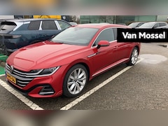 Volkswagen Arteon Shooting Brake - 1.4 TSI eHybrid R-Line | 218 PK | SoH 92% | Automaat | Panorama Dak | Navigatie PRO (Groot