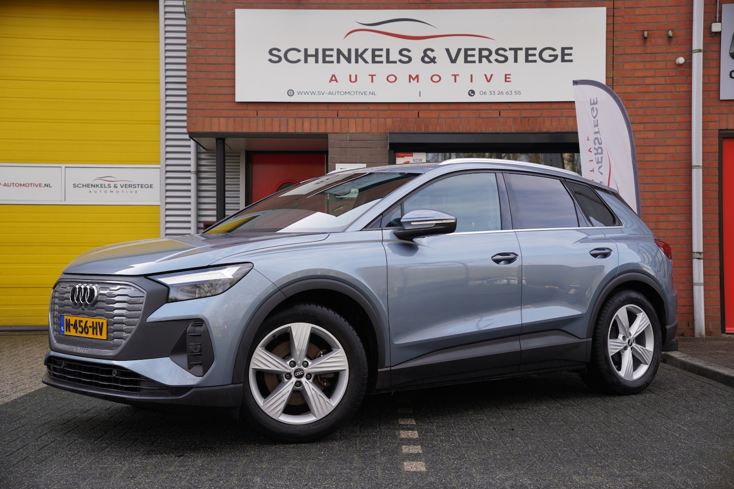 Audi Q4 e-tron - 35 Launch edition 55 kWh / SOH 90,7% / BTW / Camera / Verwarmd Stuur / Camera / - AutoWereld.nl