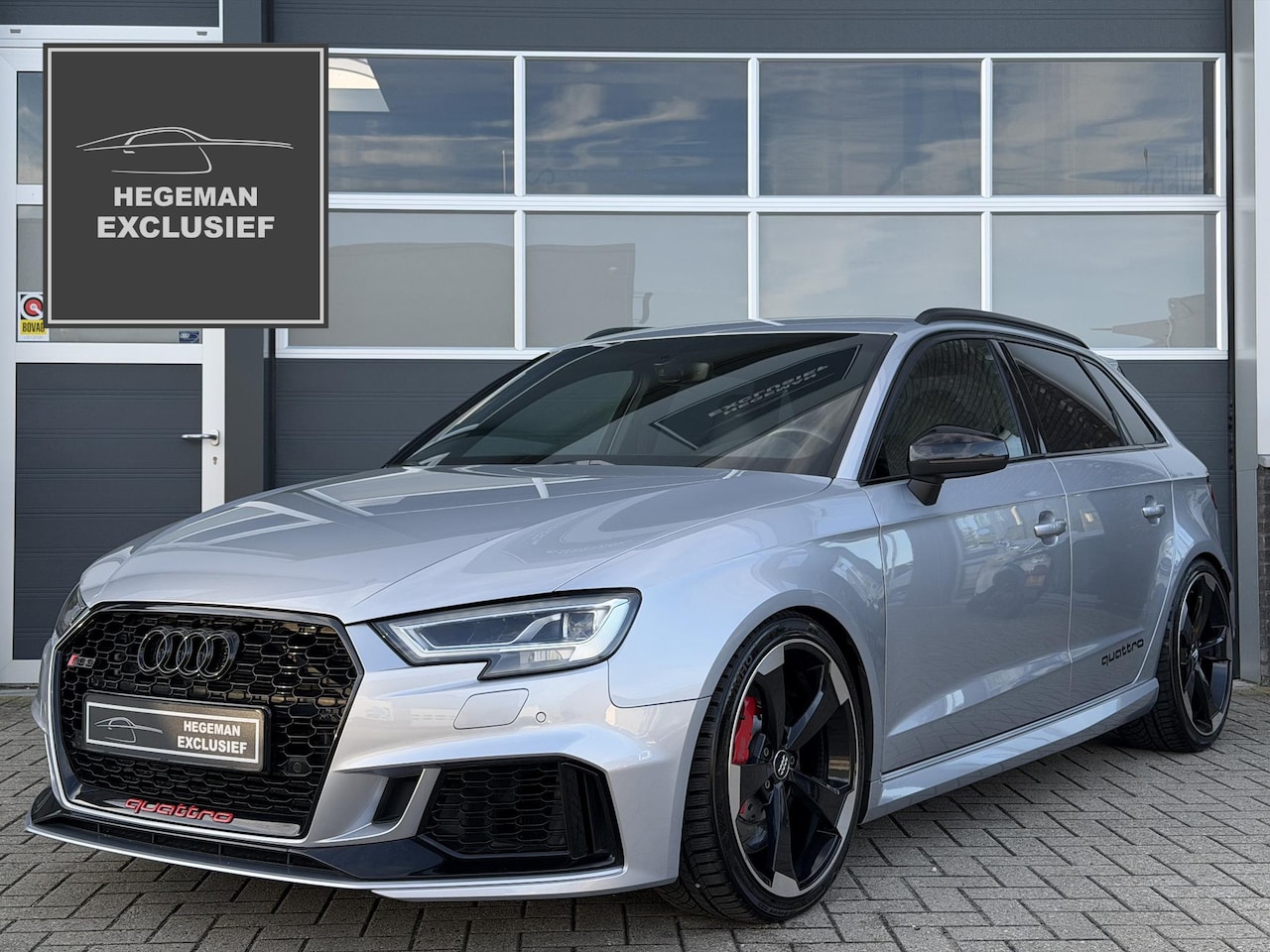 Audi RS3 - Sportback 2.5 TFSI RS 3 QUATTRO TTE700 600+ PK | AKRAPOVIC | B&O | Keyless | CarPlay | MAG - AutoWereld.nl