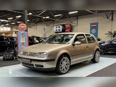 Volkswagen Golf - 1.6 Uniek Cruise Nette Auto Airco