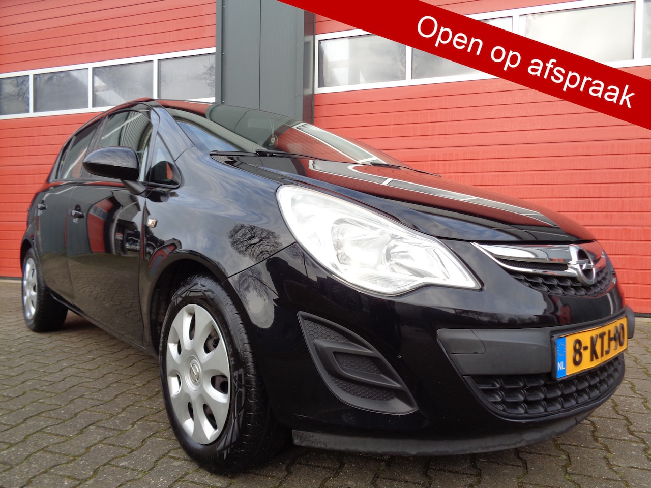 Opel Corsa - 1.2-16V Edition 1.2-16V Edition,5drs,Airco,Cruise,Trekhaak! - AutoWereld.nl
