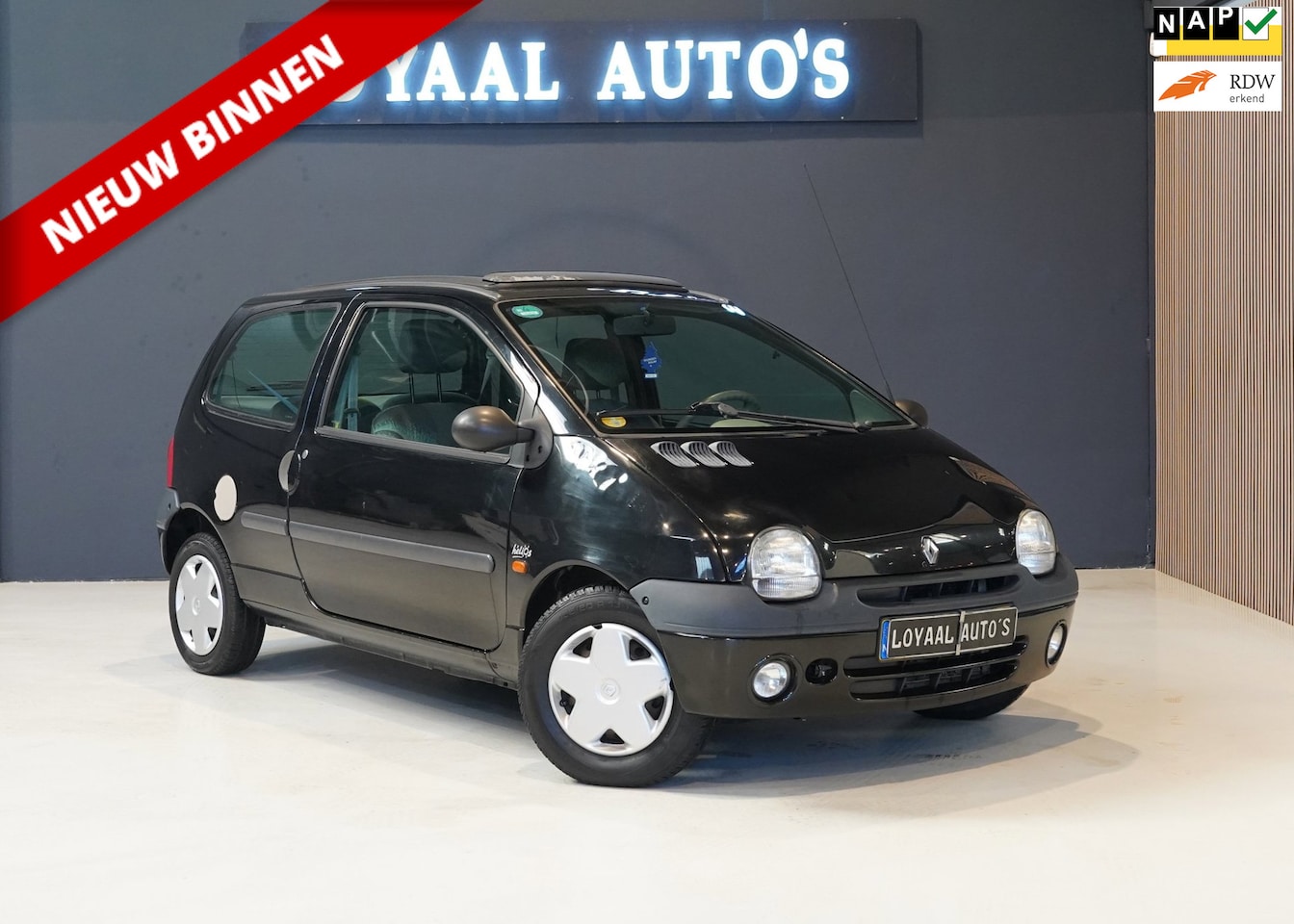 Renault Twingo - 1.2 Comfort Easy | PANODAK | AIRCO | ELEK.RAMEN | APK | NAP. - AutoWereld.nl