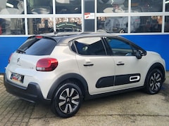 Citroën C3 - 1.2 PureTech 83PK / Carplay / Cruise control / Stoelverwarming / Camera / LED / Keyless /