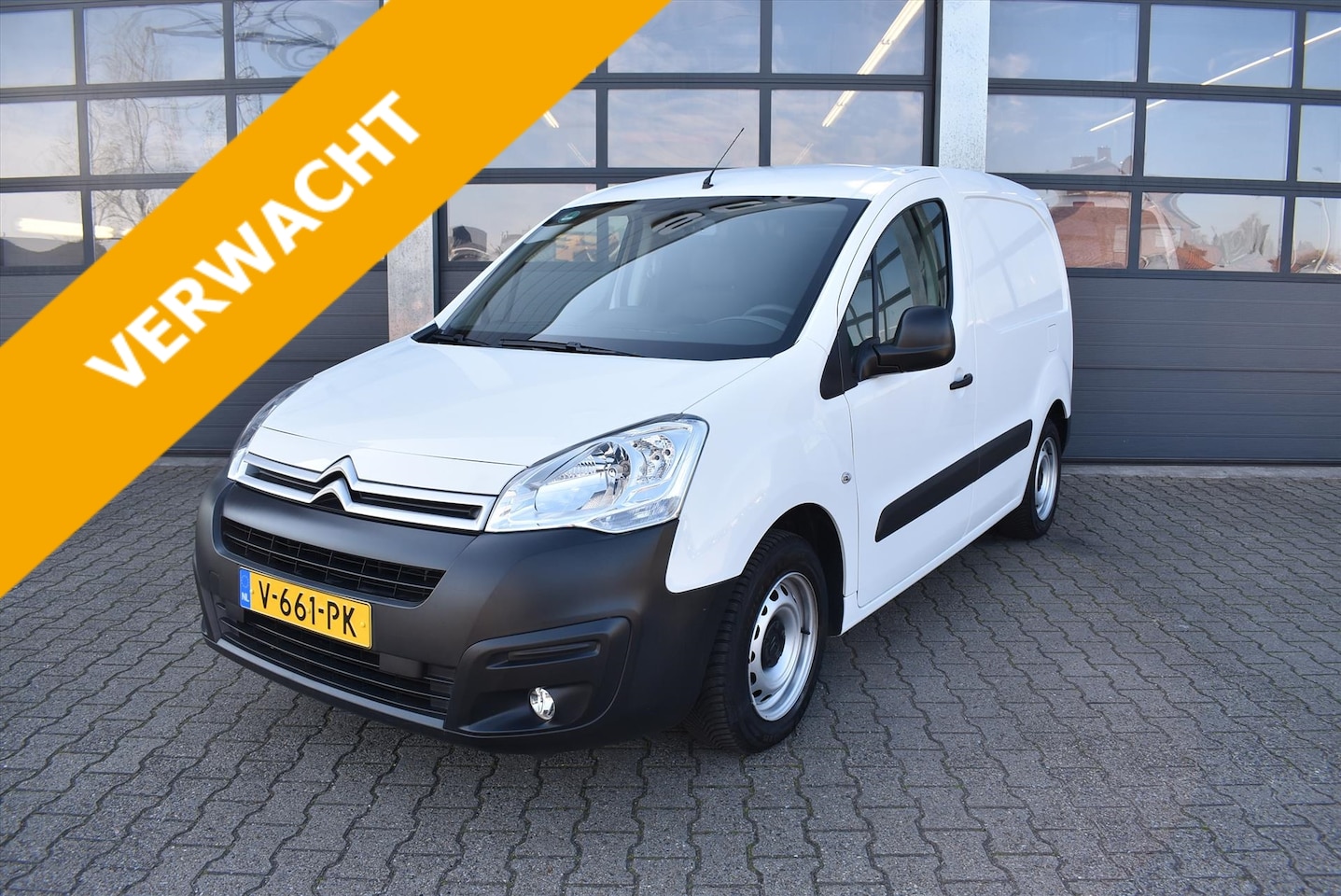 Citroën Berlingo - GB 1.6 BlueHDi 75pk Comfort / Gestoffeerd - AutoWereld.nl