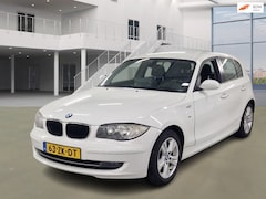 BMW 1-serie - 116i Business Line CARPLAY NAVI CRUISE