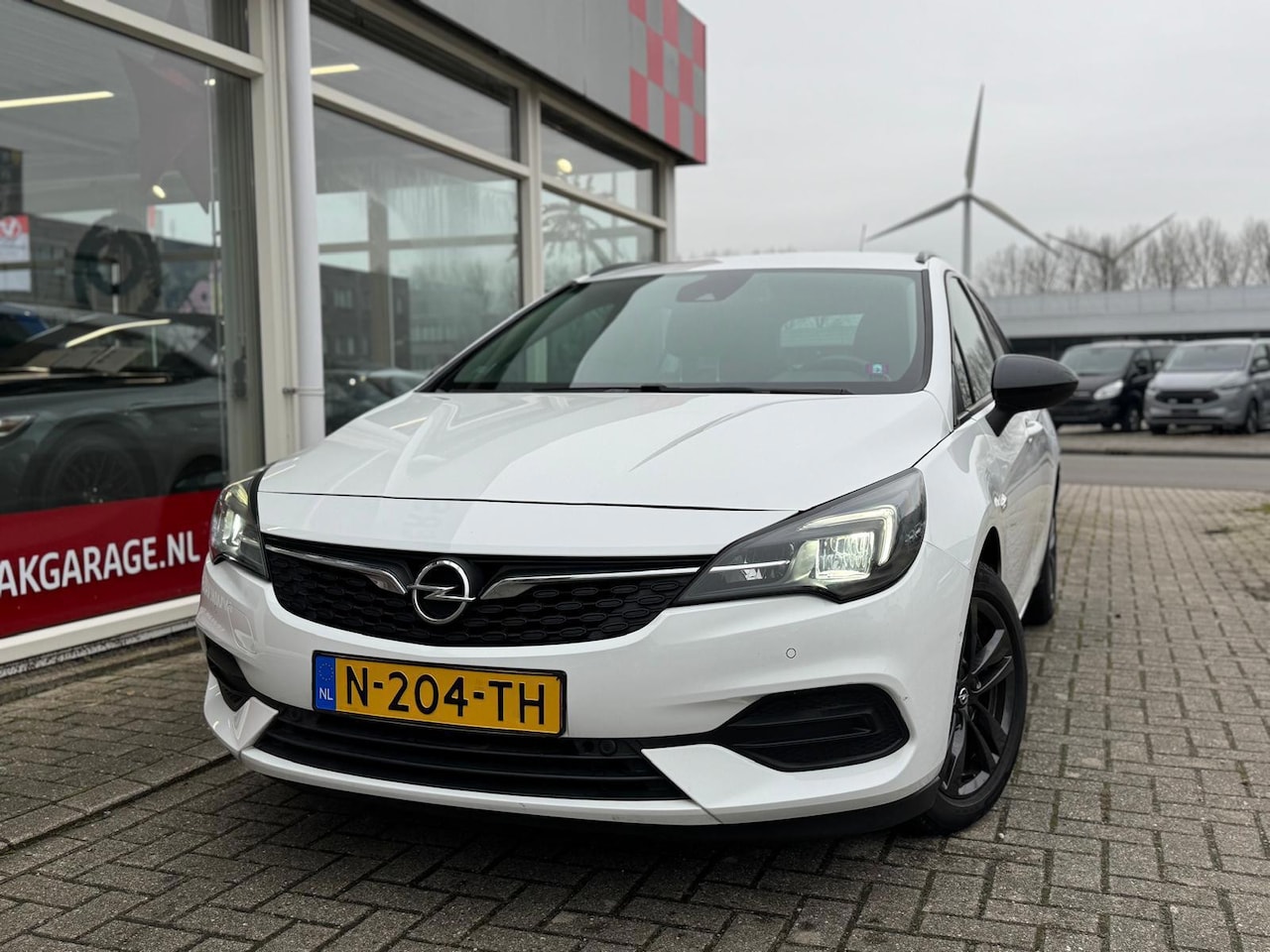 Opel Astra Sports Tourer - 1.2 Design & Tech 1.2 Design & Tech - AutoWereld.nl