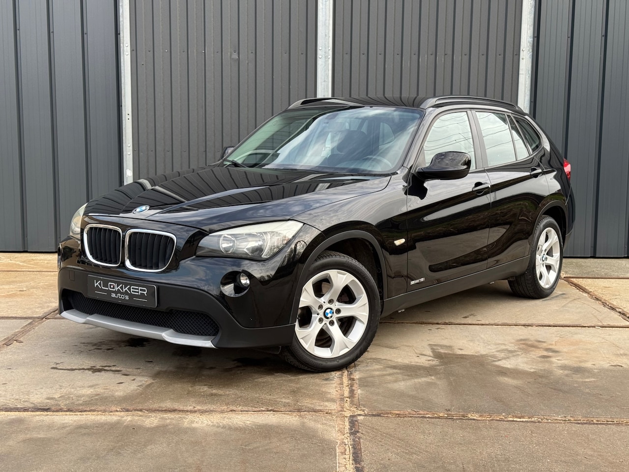 BMW X1 - SDrive18i Carplay|Clima|PDC|Trekhaak - AutoWereld.nl