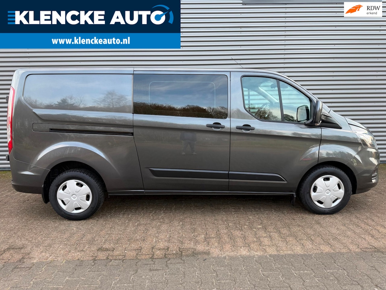 Ford Transit Custom - Limited AUTOMAAT Dubbel cabine LED 5-persoons Clima Cruise Navi Stoelverwarming - AutoWereld.nl