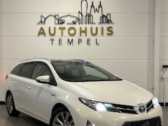 Toyota Auris Touring Sports - 1.8 Hybrid Executive Automaat Airco Led Keyless Camera Bluetooth Pano