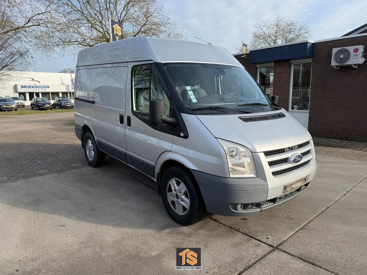 Ford Transit - 1.5S SRW FWD TREND - KASTEN BESTELBUS - BELGIUM - KEURING 04/2026 - TOP CONDITIE - AutoWereld.nl