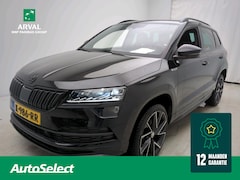 Skoda Karoq - 1.5 TSI 150pk ACT Sportline Business | Panoramadak | Stuur- Stoelverw. | Camera | PDC | Ke