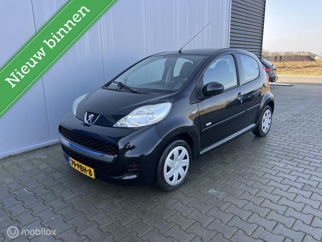 Peugeot 107 - 1.0-12V Millesim 200 1.0-12V Millesim 200 - AutoWereld.nl