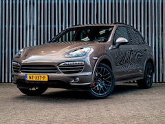 Porsche Cayenne - 3.0D 245pk |VOL OPTIES|Panorama|18-weg|Sportchrono|SportPlusPakket|Trekhaak|Luchtvering|