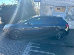 Opel Astra - 1.4 Turbo Cosmo