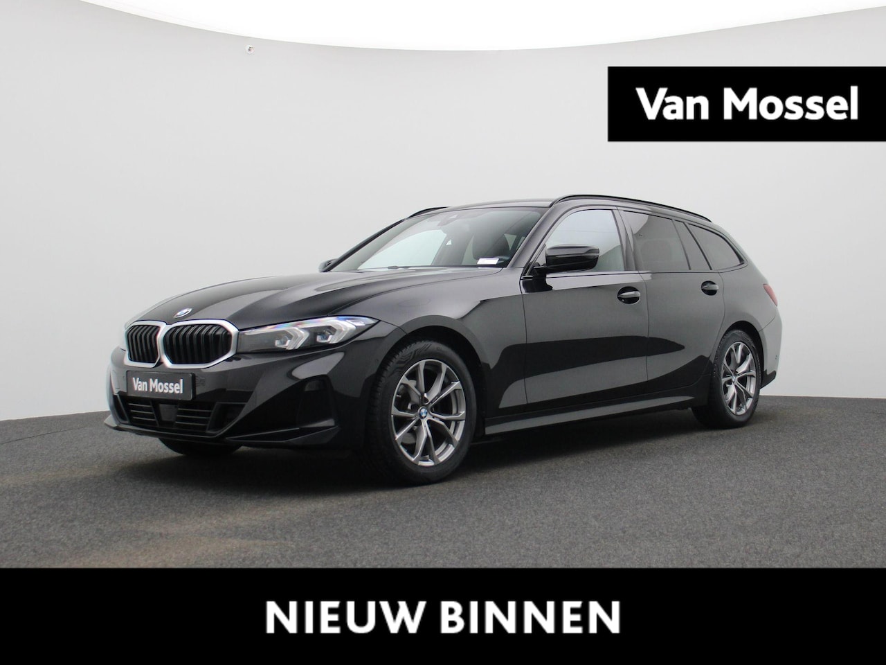 BMW 3-serie Touring - 318i Business Edition Plus | Automaat | Wide Screen | LMV | Navigatie | Stoel verwarming | - AutoWereld.nl