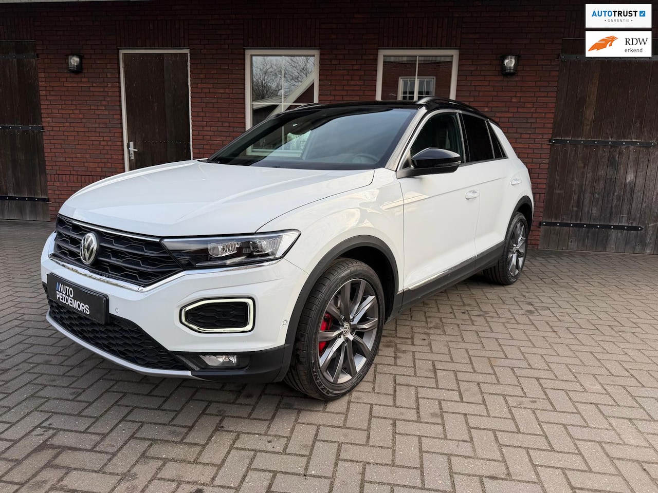 Volkswagen T-Roc - 1.5 TSI Sport | LED| ACC| Blindspot| Virtual - AutoWereld.nl