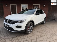 Volkswagen T-Roc - 1.5 TSI Sport | LED| ACC| Blindspot| Virtual
