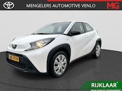 Toyota Aygo X - 1.0 VVT-i MT Play RIJKLAAR | Airco | Camera | Cruise Control Adaptief | Navi via App