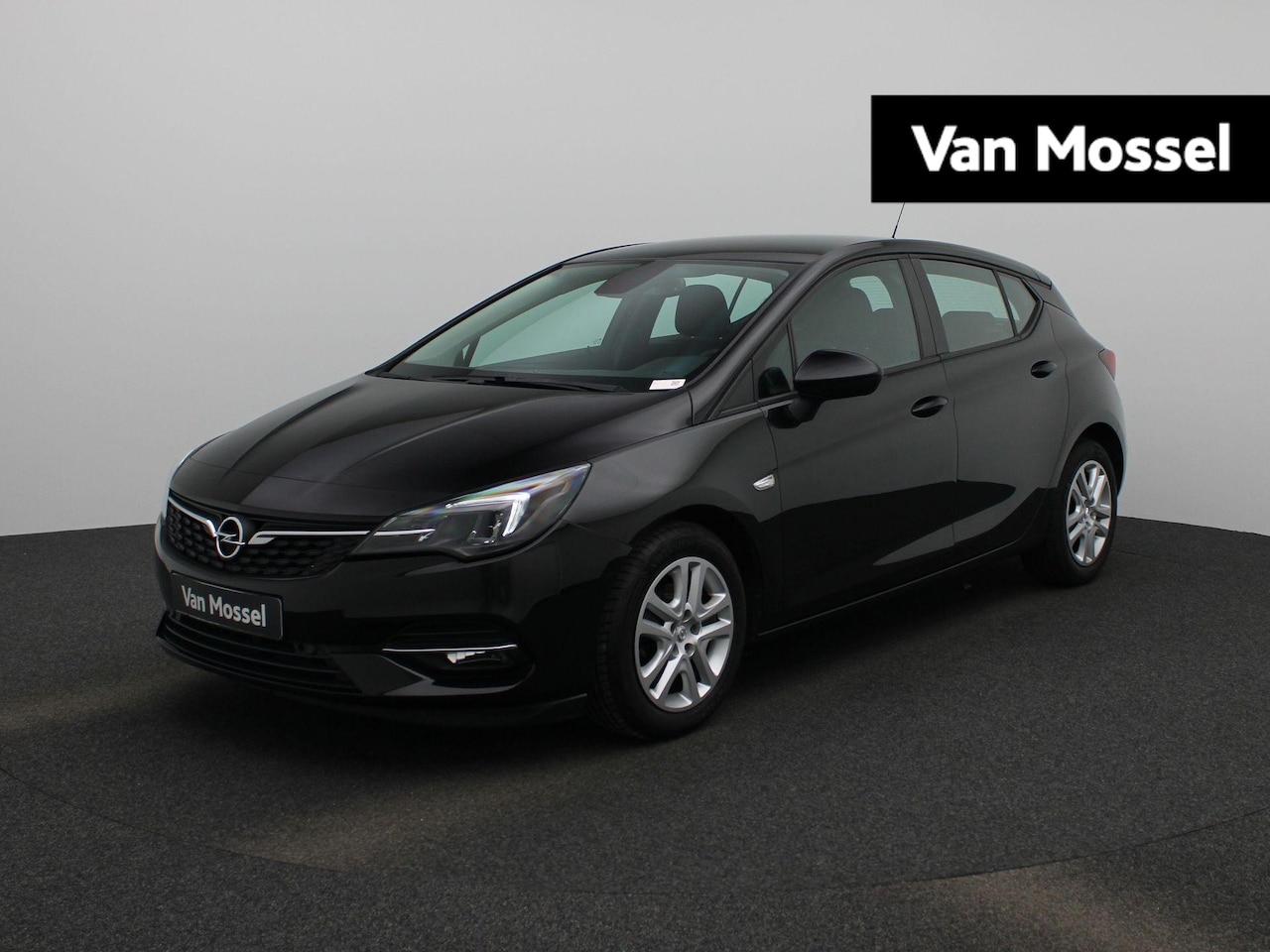 Opel Astra - 1.2 Edition | Climate control | Parkeer sensoren | Camera | Cruise control | Bluetooth - AutoWereld.nl