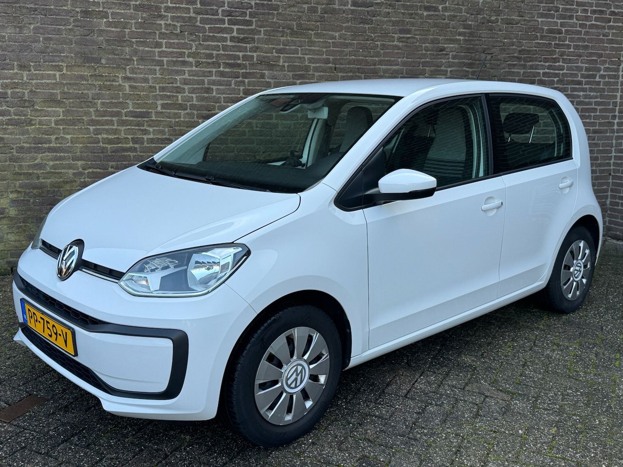Volkswagen Up! - 1.0 Move Executive Airco Bluetooth DAB Dealer-OH Org.NL NAP - AutoWereld.nl