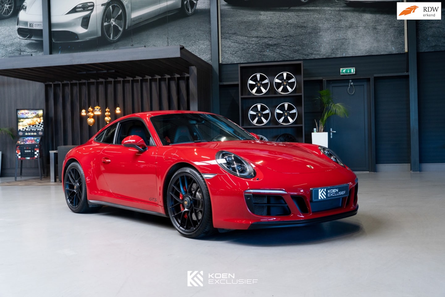 Porsche 911 - 991 3.0 Carrera GTS (2018) GTS interieurpakket, achterzijde sportstoelen leder, Bose, schu - AutoWereld.nl