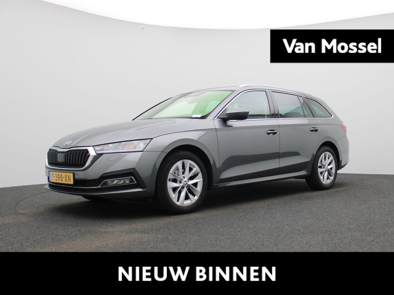 Skoda Octavia Combi - 1.0 e-TSI Business Edition Plus | Automaat | Apple Carplay/Android Auto | Parkeersensoren - AutoWereld.nl