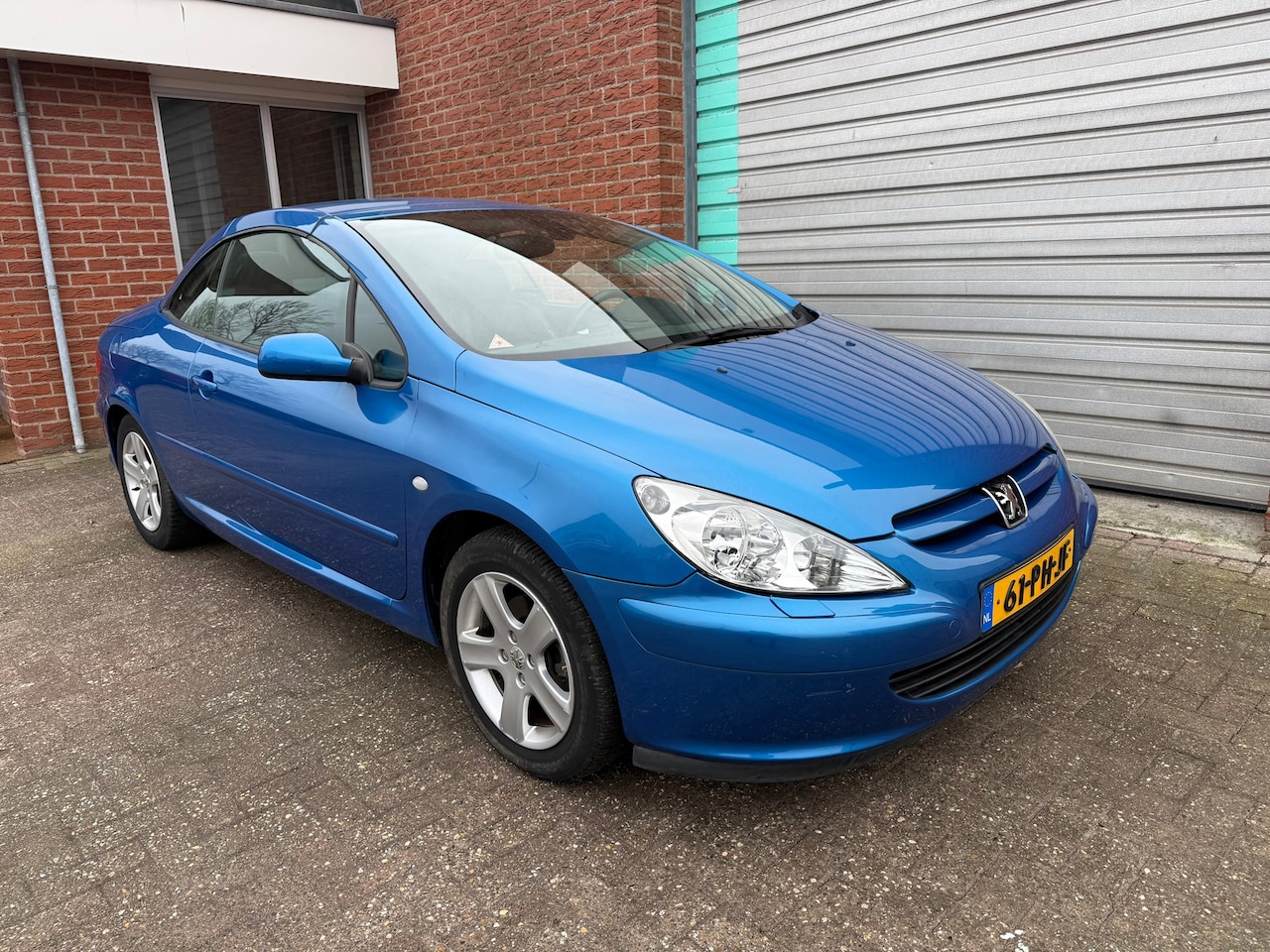 Peugeot 307 CC - 2.0-16V 2 deurs Clima Bj:2004 NAP! - AutoWereld.nl