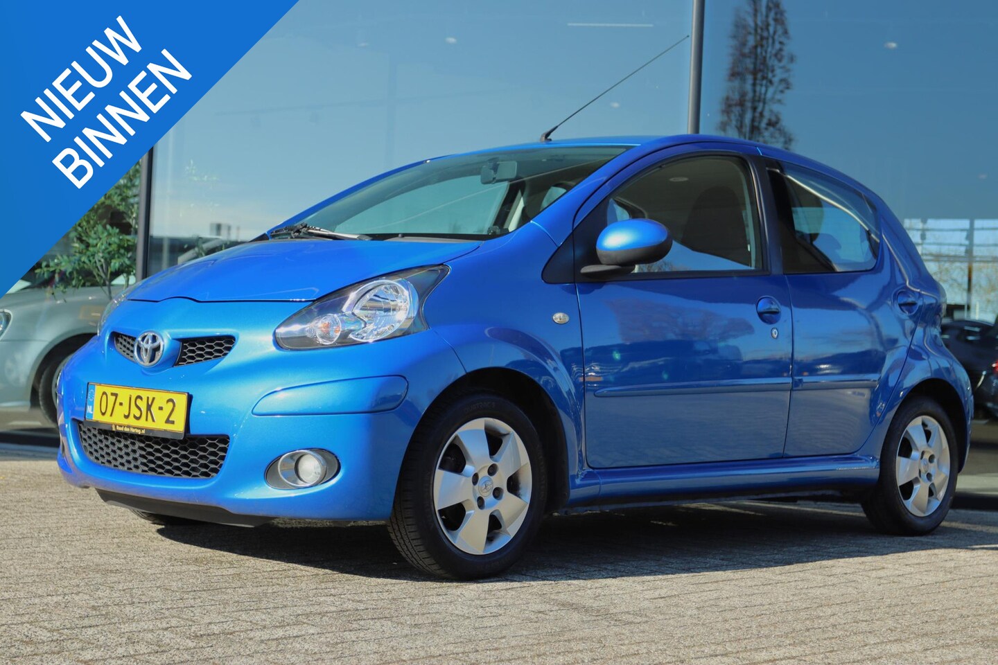 Toyota Aygo - 1.0-12V DYNAMIC BLUE | AIRCO | 5-DEURS | LMV | NAP - AutoWereld.nl