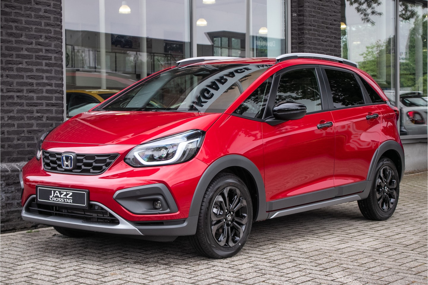Honda Jazz - 1.5 e:HEV Advance Crosstar Cons.prijs rijklr | Honda Sensing | Apple cp/Android auto - AutoWereld.nl