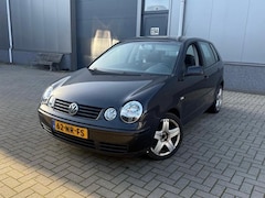 Volkswagen Polo - 1.4-16V Highline 148.971Km