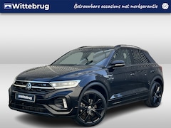 Volkswagen T-Roc - 1.5 TSI 150pk DSG R-Line / Black style / IQ LED / Virtual cockpit pro / Afneembare trekhaa
