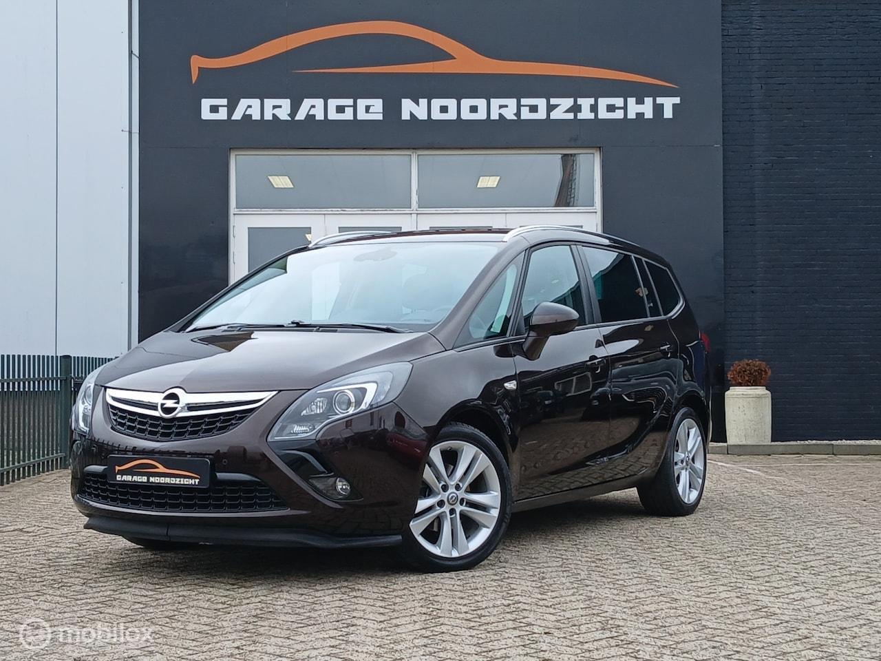 Opel Zafira Tourer - 1.4 Cosmo 7-persoons 140pk TURBO NAVIGATIE|CAMERA|CRUISE CONTROL|PDC VOOR&ACHTER|AIRCO|GET - AutoWereld.nl