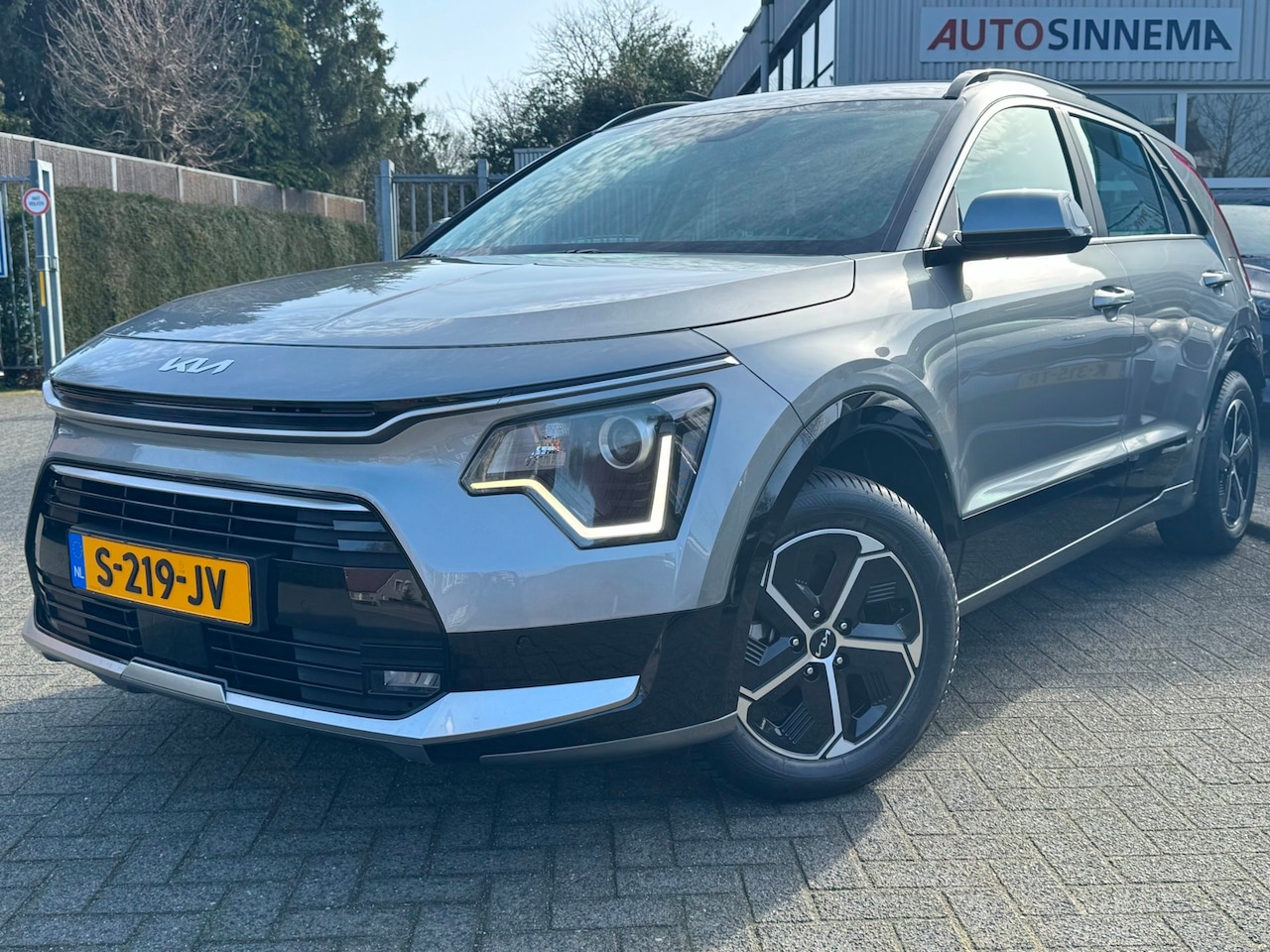 Kia Niro - 1.6 GDi Hybrid DynamicLine | Trekhaak | All Season | Volledig onderhouden | - AutoWereld.nl
