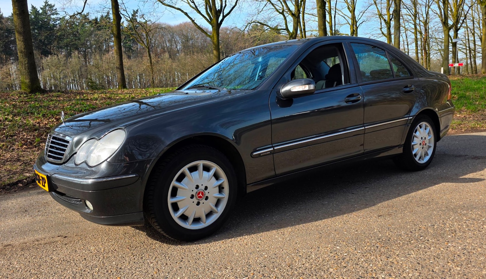 Mercedes-Benz C-klasse - 200 Kompressor - NL Auto - APK nieuw - AutoWereld.nl