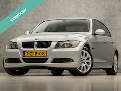 BMW 3-serie - 318i High Executive Automaat (YOUNGTIMER, SCHERM, AIRCO, LEDEREN SPORTSTOELEN, GETINT GLAS