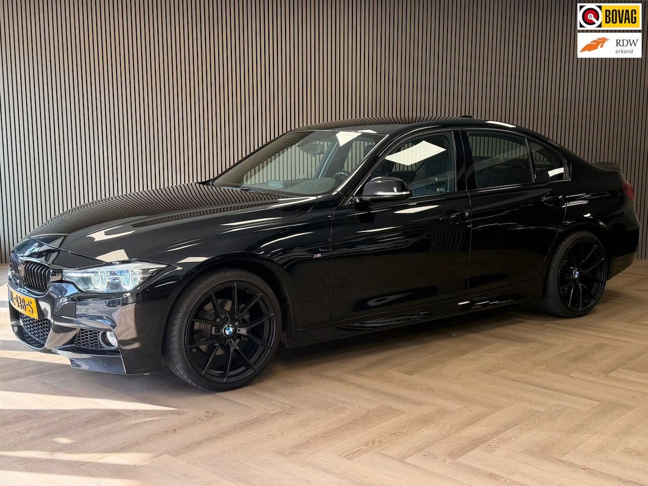 BMW 3-serie - 318i M Sport Edition AUT. LEDER NAVIGATIE PDC STOELVERWARMING CRUISE KEYLESS-GO - AutoWereld.nl