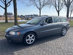Volvo V70 - 2.4 D5 Edition II