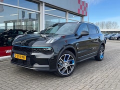 Lynk & Co 01 - 1.5 plug-in hybrid 262pk trekhaak, panorama en all seasons