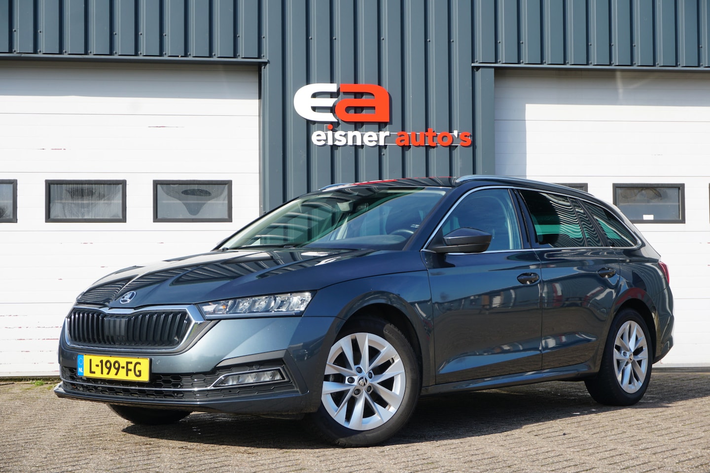 Skoda Octavia Combi - 1.0 TSI Edition | TREKHAAK | CAMERA | STUUVERW. | ACC | - AutoWereld.nl