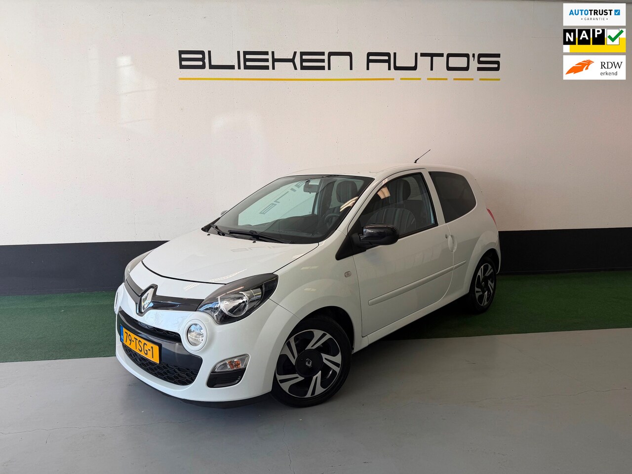 Renault Twingo - 1.2-16V Collection 1.2 16V Collection - AutoWereld.nl
