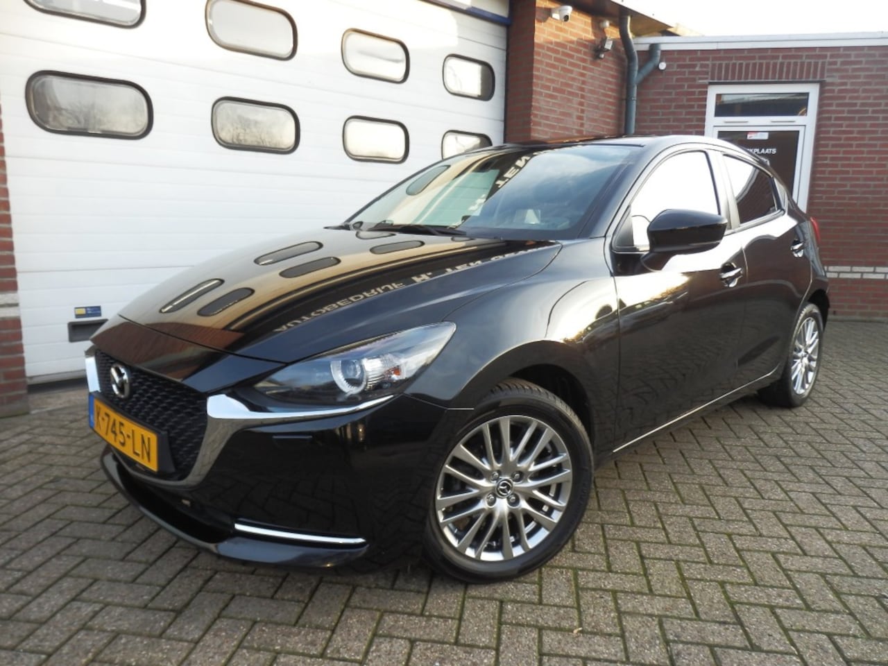 Mazda 2 - 1.5 SKYACT-G LUXURY CAMERA/CARPLAY/CRUISE/STOELVERW - AutoWereld.nl