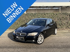 BMW 3-serie - 318i Business Line * Navi * NAP * Cruise * Apk 2027