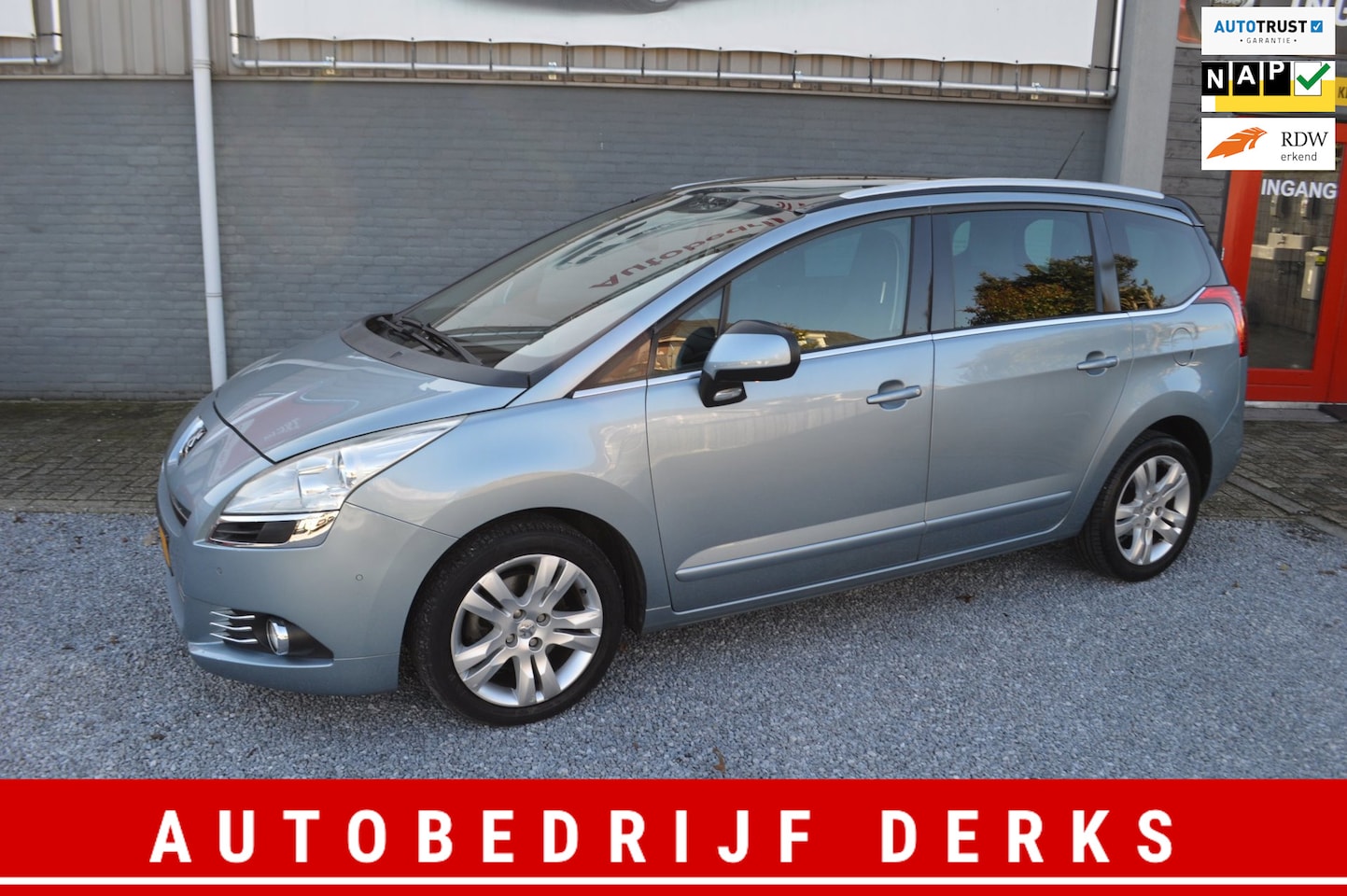 Peugeot 5008 - 1.6 THP GT Automaat Pano Stuurbekrachtiging Trekhaak APK - AutoWereld.nl