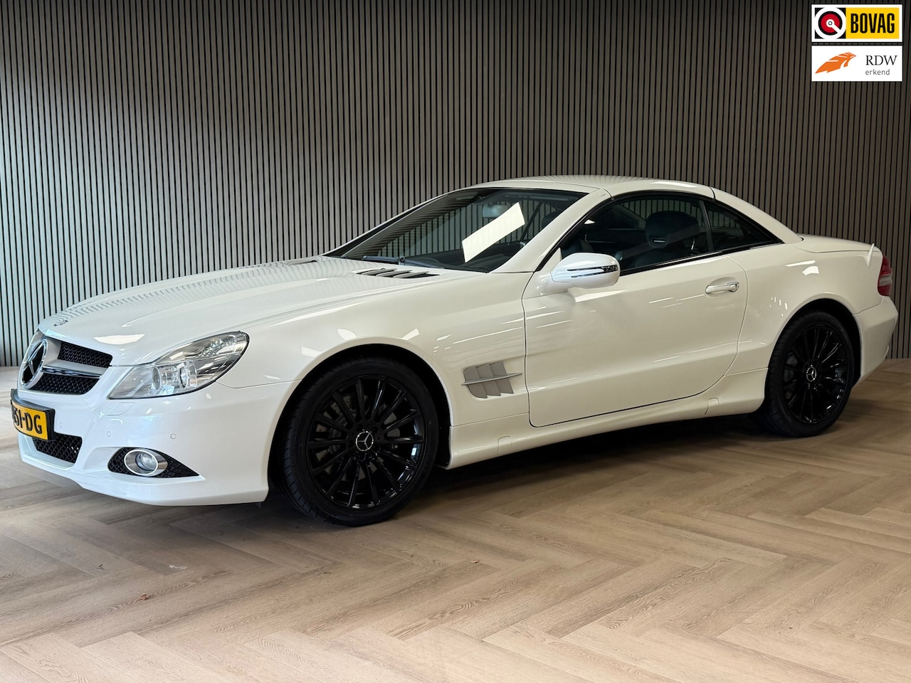 Mercedes-Benz SL-klasse Cabrio - 300 AUT. HARD-TOP LEDER STOELVERWARMING/ VENTILATIE NAVIGATIE CRUISE AIRCO PDC MEMORY - AutoWereld.nl