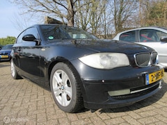 BMW 1-serie - 118i 361331Km / Motor en bak goed