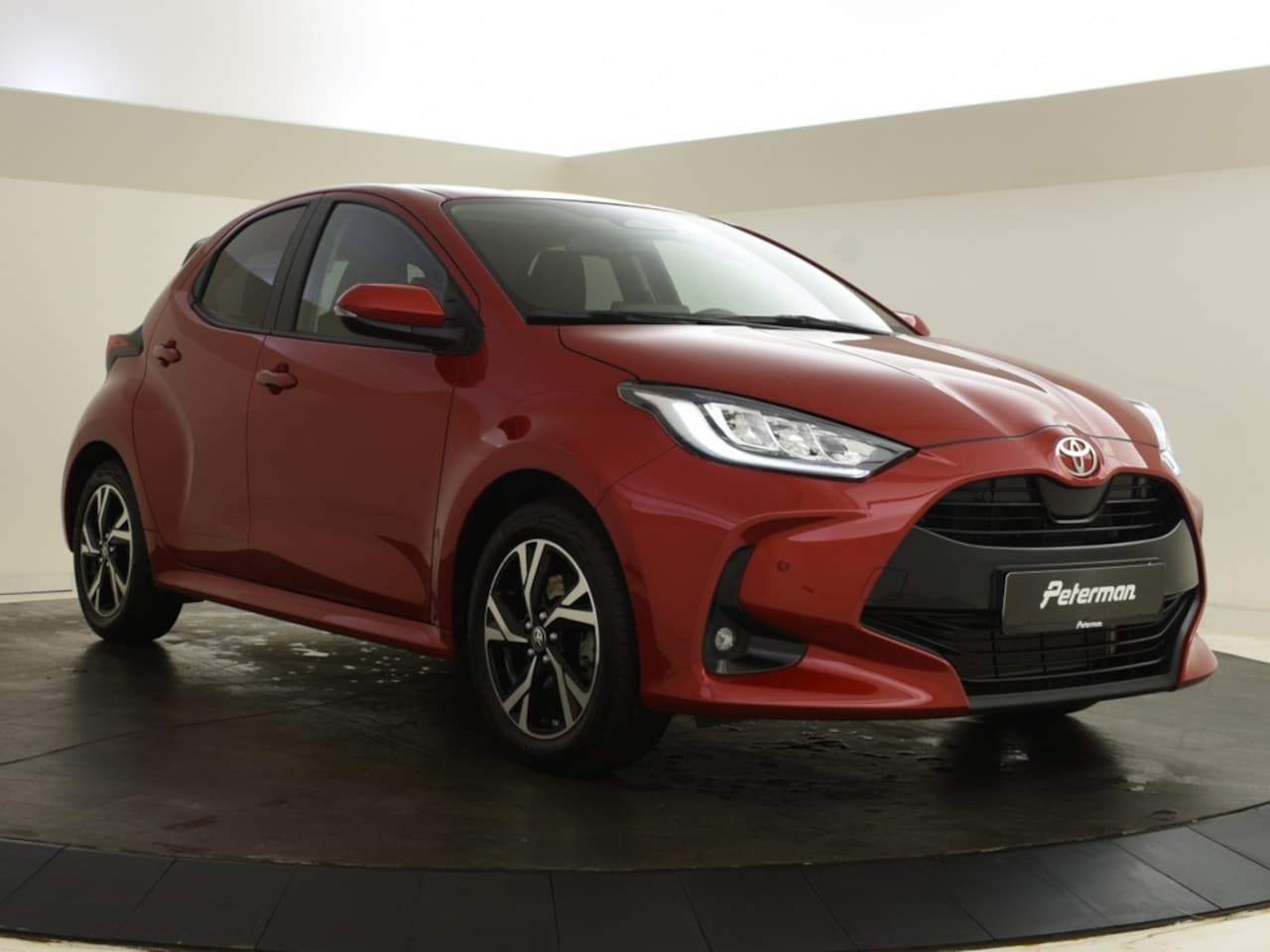 Toyota Yaris - 1.5 Hybrid 115 Style | Blind spot | Stoel + stuur verw. | PDC | - AutoWereld.nl